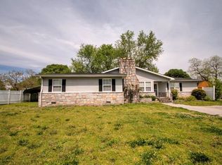 205 Hall St, Fair Play, SC 29643