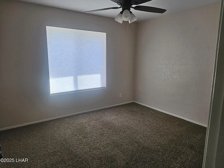 3633 Desert Garden Dr — Photo 9