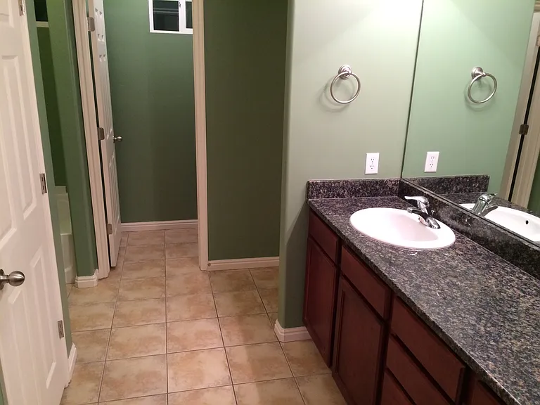 825 W Jordan Oaks Ct — Photo 44