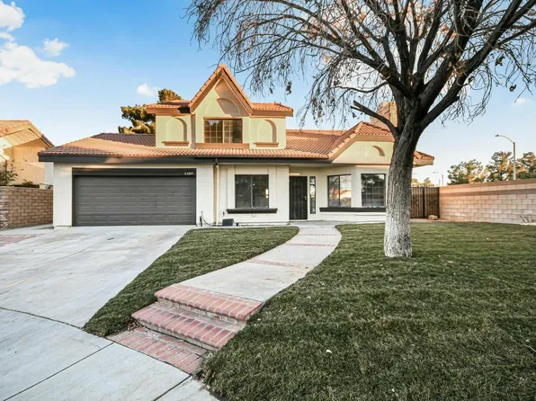 5389 Evergem Ave, Palmdale, CA 93552