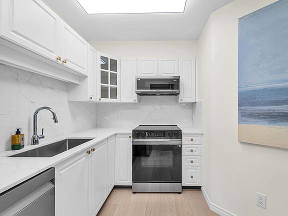5th image of 8100 Jones Rd #107