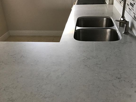 2nd image of 8875A Fontainebleau Blvd