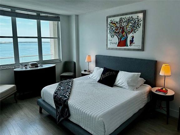 4th image of 800 Claughton Island Dr APT 1502