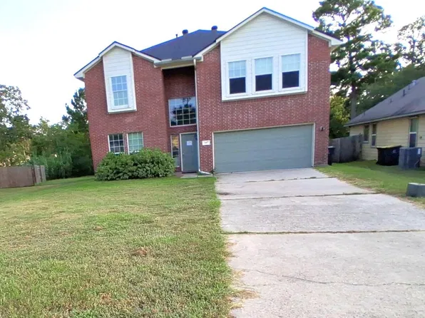 1007 Oak Falls Dr, Willis, TX 77378