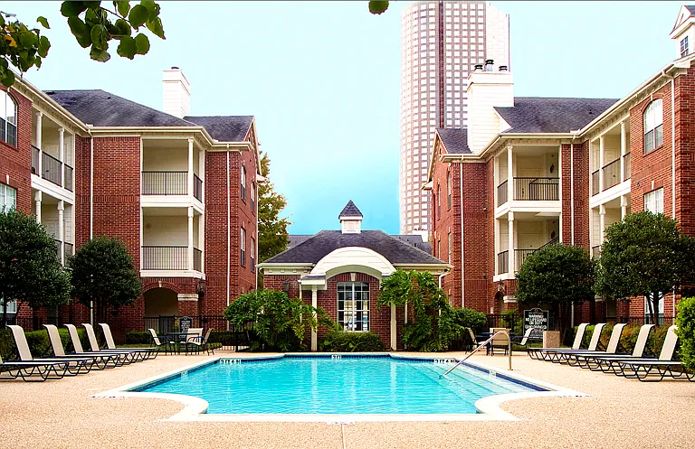 Tuscany Gate Apartments — Photo 1