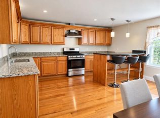 3871 Mendon Rd, Cumberland, RI 02864