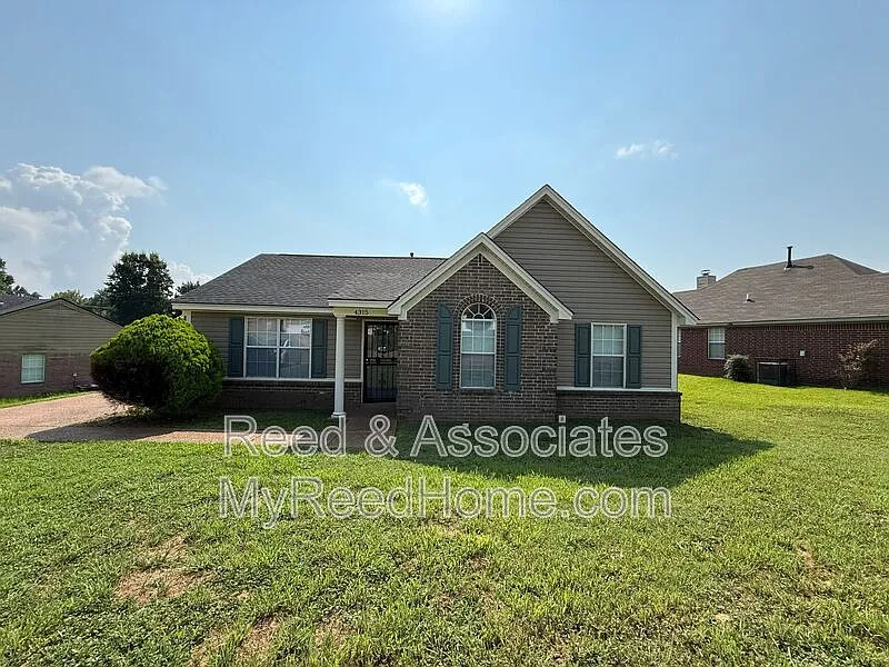 4315 Bishop Hills Dr