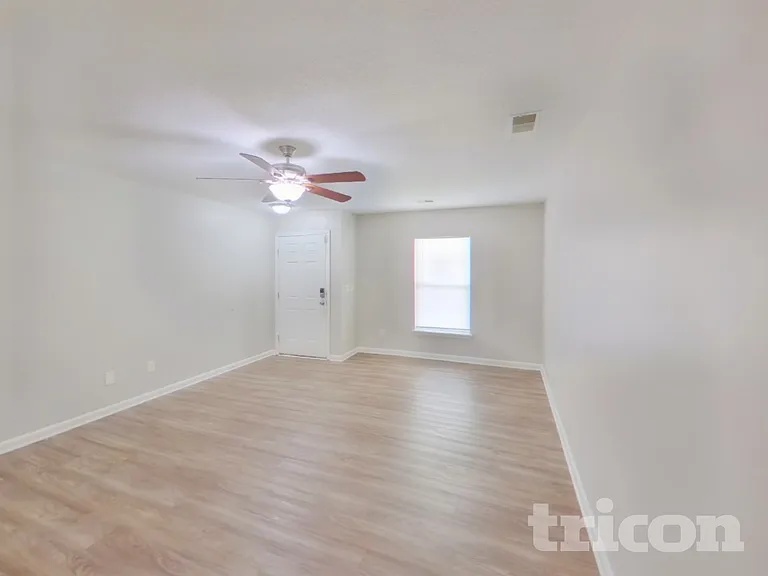 3 Wild Iris Ct — Photo 2