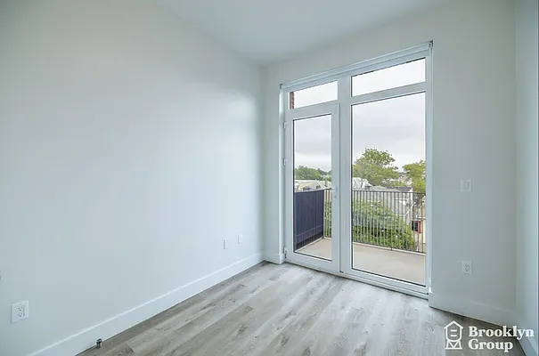 Rented by Brooklyn Group | media 6