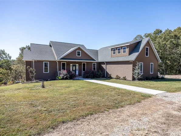 28261 Redwood Ln, Lebanon, MO 65536