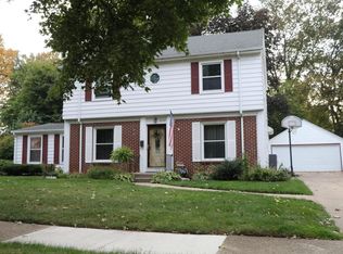 2233 Godwin Ave SE, Grand Rapids, MI 49507