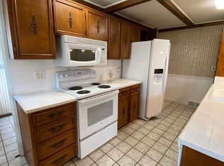601 W Court St, Beatrice, NE 68310
