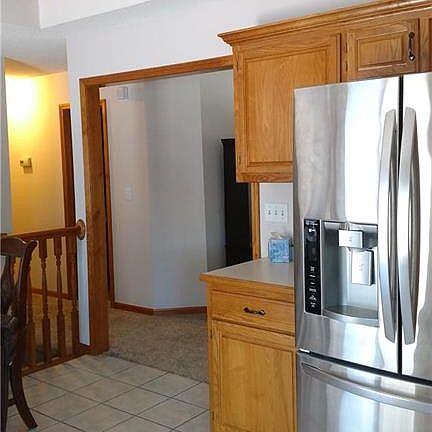 5th image of 855 Country Hill Dr