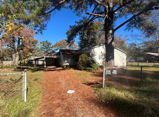 70 Wiggins Rd, Columbia, MS 39429