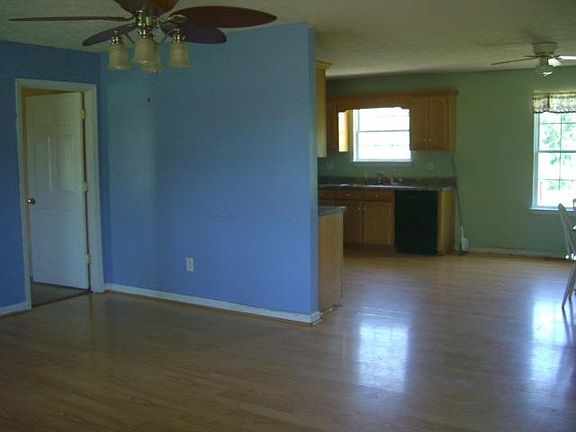 2nd image of 5 Paulk Ln