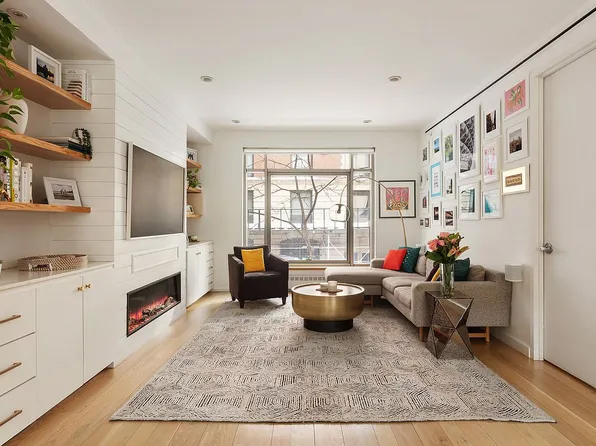 132 E 30th St APT 2, New York, NY 10016