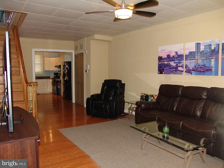3720 Foster Ave — Photo 9