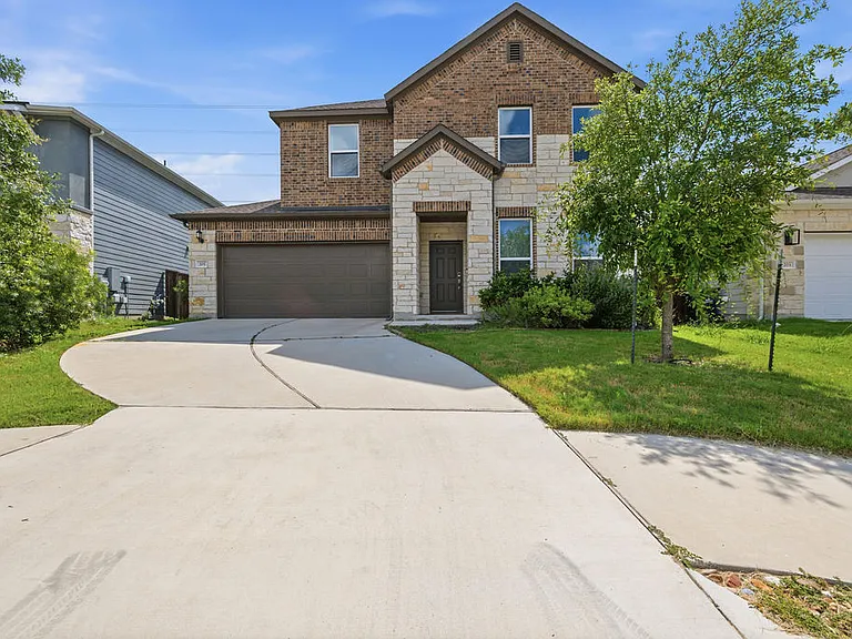 205 Stinchcomb Rd — Photo 1