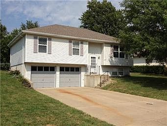 2nd image of 516 Nipper Ln