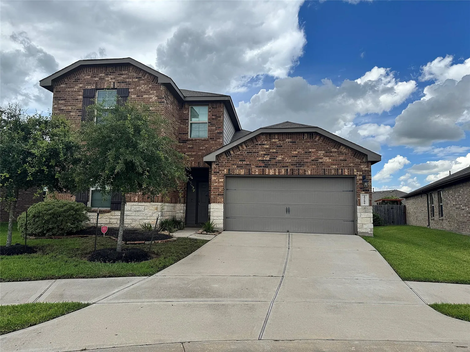 4 bed, 3.0 bath, 2170 sqft, $2,600 — Photo 1