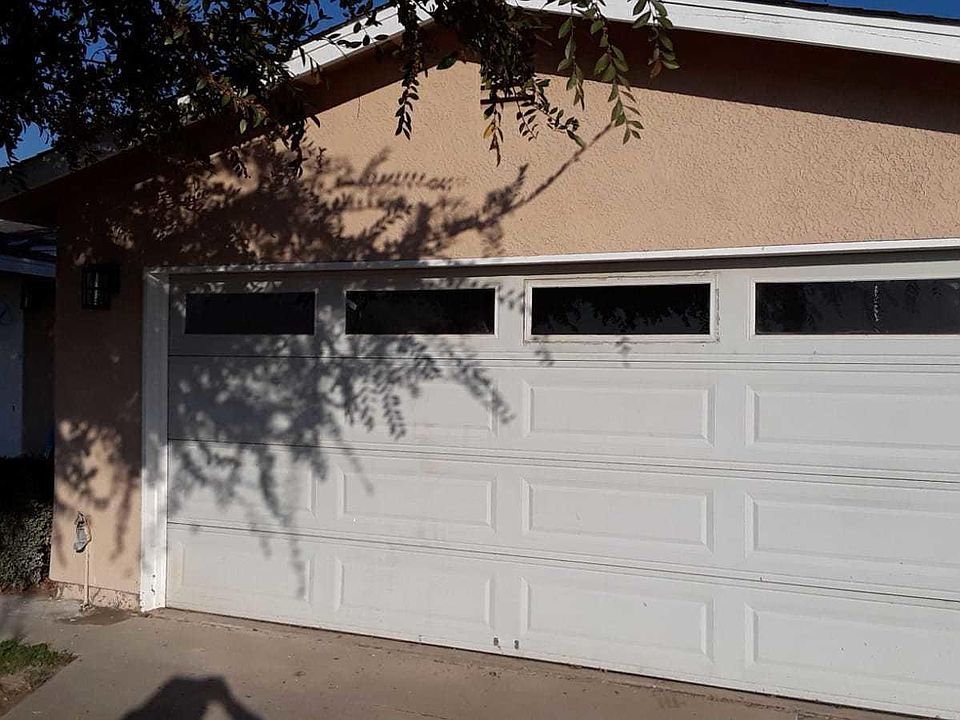 1st image of 392 S Ventura Ave