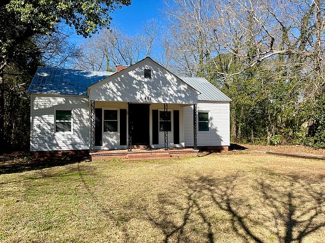 1st image of 407 Forrest Dr