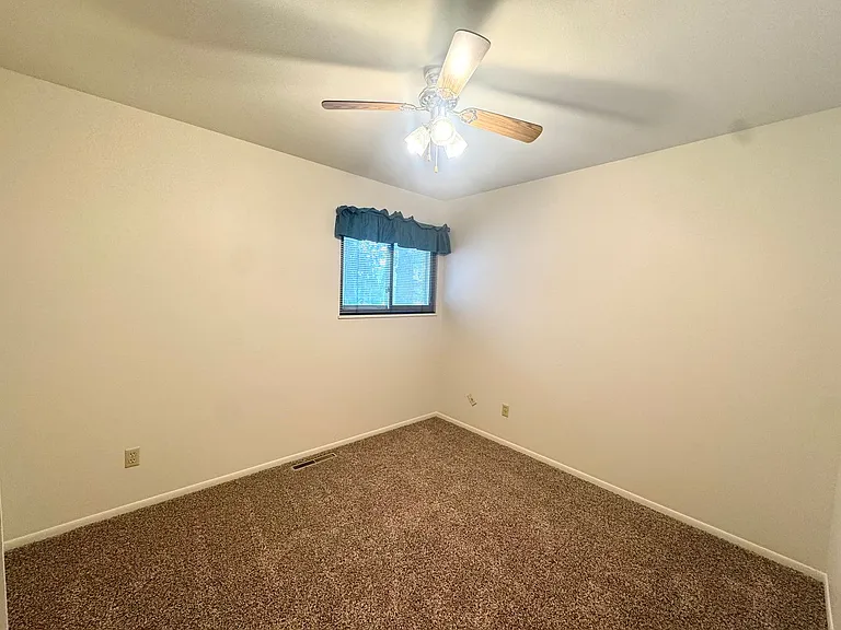 1575 Hiawatha Dr — Photo 18
