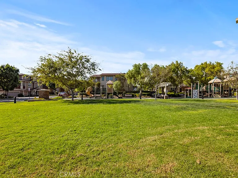 297 Tustin Field Dr — Photo 43