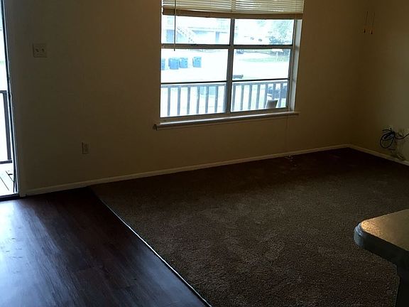 4th image of 416 Vieux Orleans Cir APT A