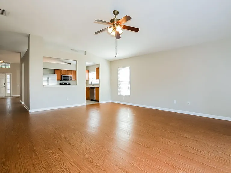 11424 Misty Isle Ln — Photo 9
