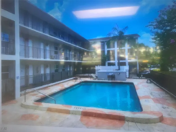 1021 NE 24th Avenue #14, Pompano Beach, FL 33062