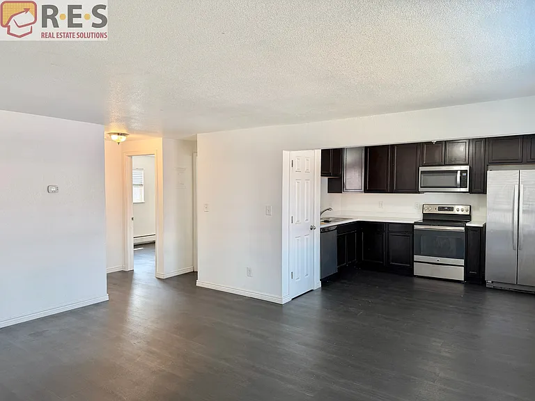 1080 S Eliot St #204 — Photo 4
