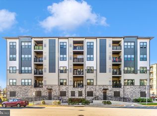 12865 Mosaic Park Way UNIT 3J, Herndon, VA 20171