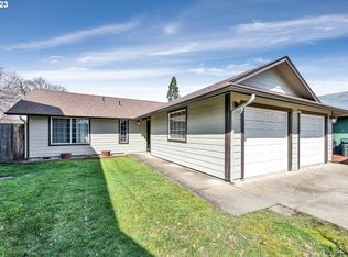 1998 3rd St, Springfield, OR 97477