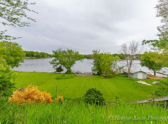 5th image of 1510 Holiday Dr