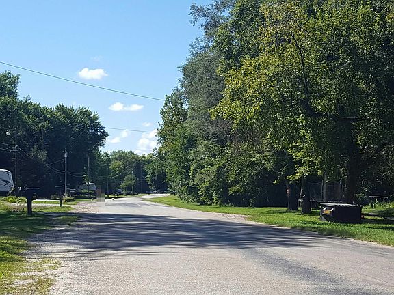 4th image of 154 Island Ave