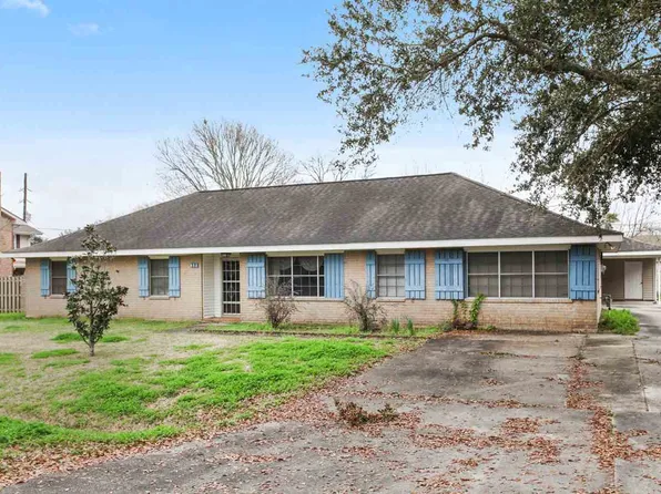 803 Levert Dr, Thibodaux, LA 70301