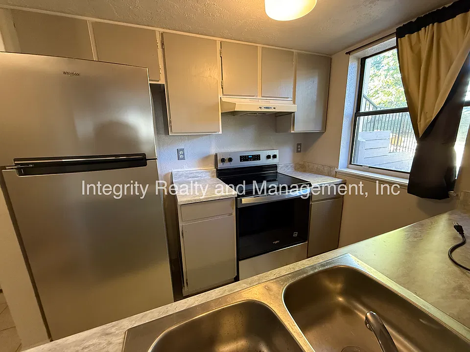 9757 E Peakview Ave #B03