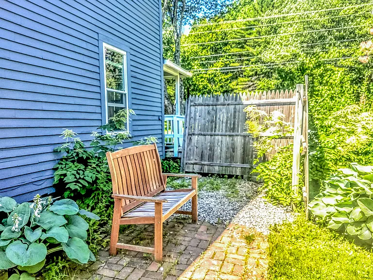 31 Foye Rd #B — Photo 9