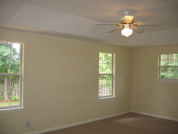 5th image of 8206 Charrington Forest Blvd