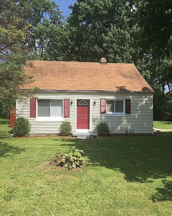 1st image of 2396 Rhoads Ave