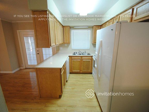 4th image of 313 Alpine St