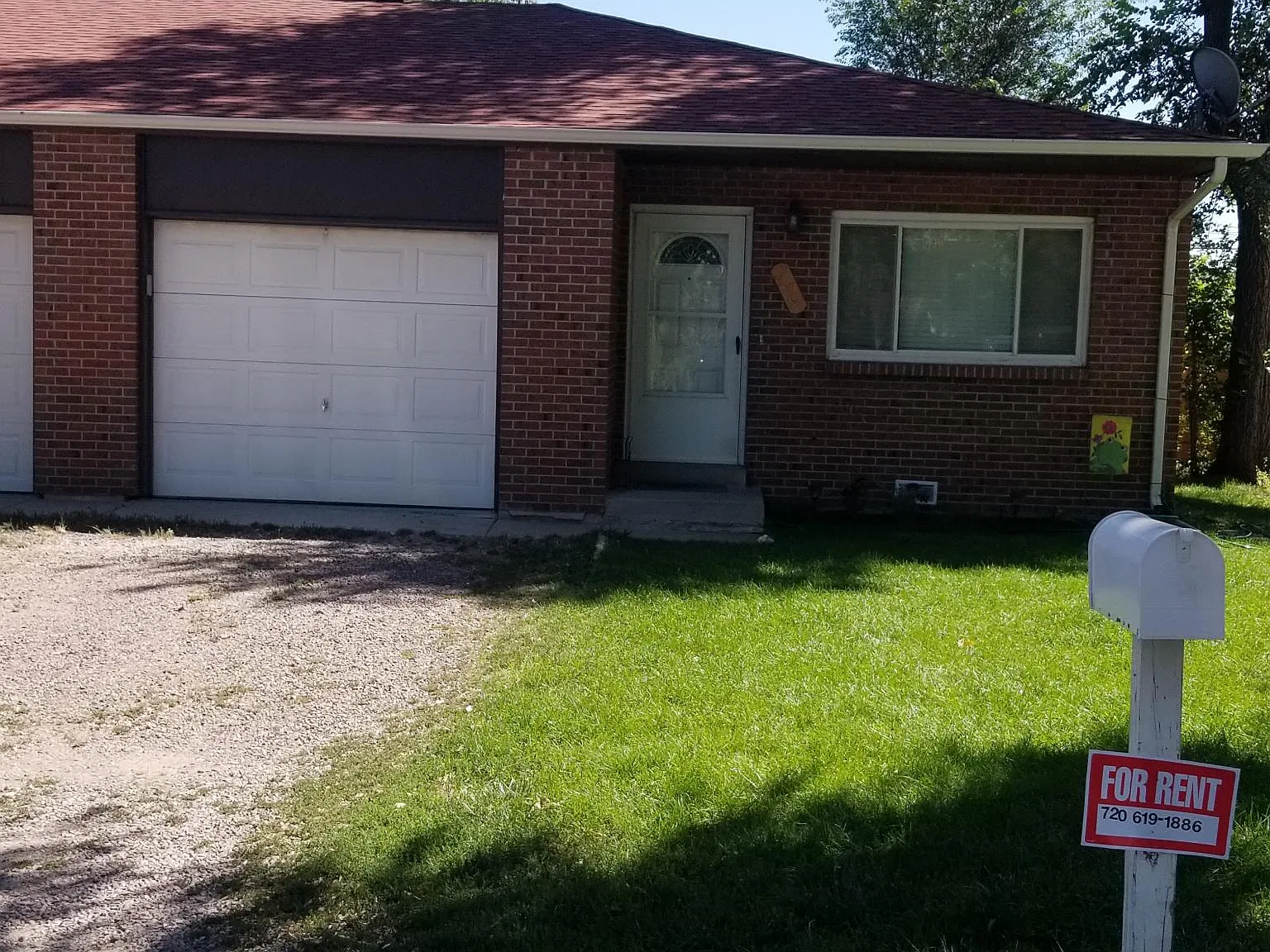 144 S Kendall St — Photo 1