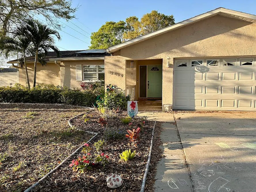 3 bed, 1407 sqft, $3,350 — Photo 2