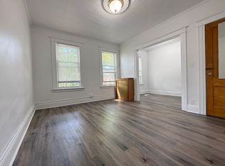 60-39 Grove St #3, Ridgewood, NY 11385