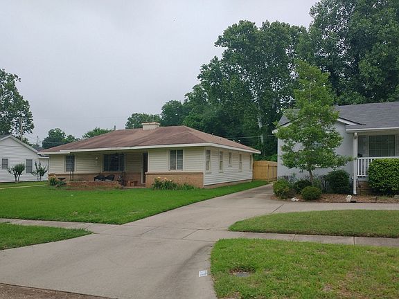 2nd image of 3643 Parkway Dr