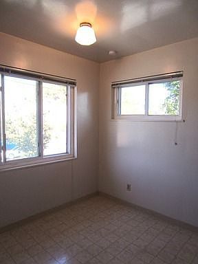 3rd image of 597 N San Pedro St APT E