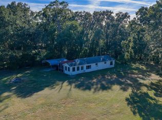 215 Skywood Dr, Valrico, FL 33594
