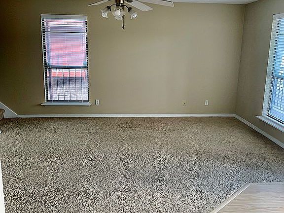 Spacious living room