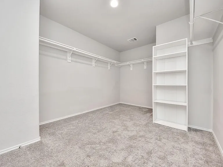 4231 Tulip Oak Dr — Photo 25